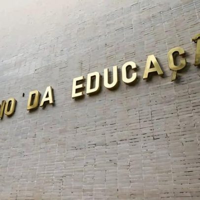 MEC lança aplicativo gratuito com oito mil livros disponíveis