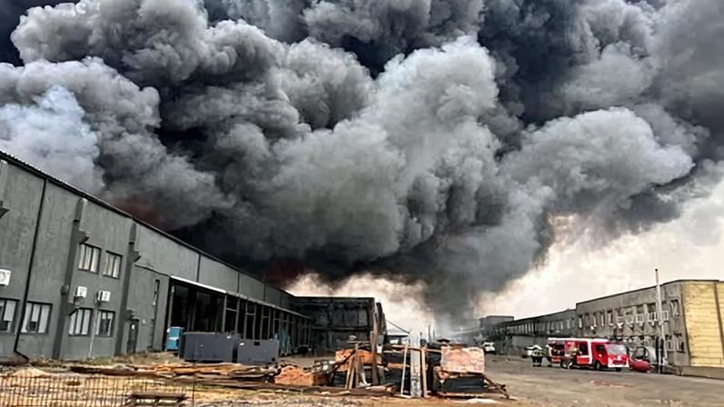 Conflito na Ucrânia: Rússia reage a cessar-fogo de Zelenskiy com ataque de drones