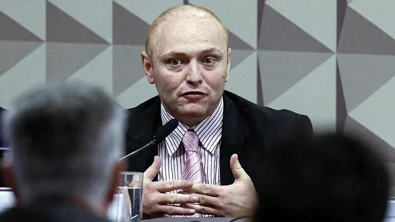 Para os apoiadores do ex-presidente, o hacker Walter Delgatti Neto sempre esteve a serviço do PT – Imagem: Lula Marques/ABR