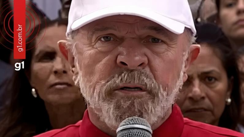 'Ninguém vai fazer a gente mudar o PIX', diz Lula ao comentar relatório dos EUA