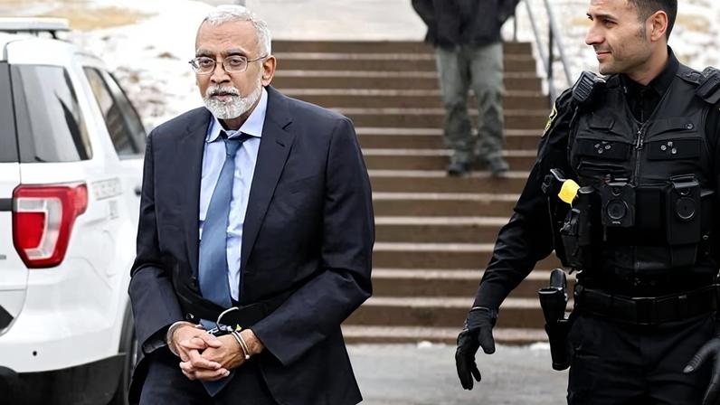 Juiz dos EUA impede deportação de homem com condenação de assassinato anulada