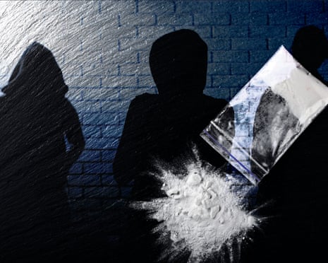 Aumento de meninas identificadas como vítimas de exploração em redes de crime