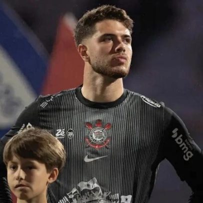 Dorival mantém Felipe Longo como titular no gol após novas tentativas no mercado