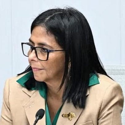 EUA levantam sanções contra a presidente interina da Venezuela Delcy Rodríguez