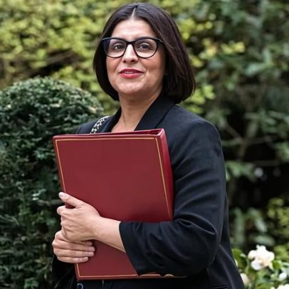 Ministros com deputados do Labour buscam temperar planos de imigração de Mahmood