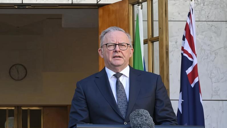 Australian prime minister Anthony Albanese will fly to Singapore at an earlier date than scheduled, in a bid to secure fuel supplies for Australia.