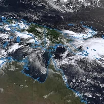 Ciclone Maila em rota para o norte de Queensland três semanas após Narelle
