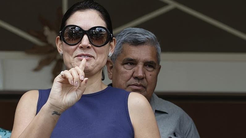 Michelle publica vídeo de Eduardo Bolsonaro após ataque a Nikolas