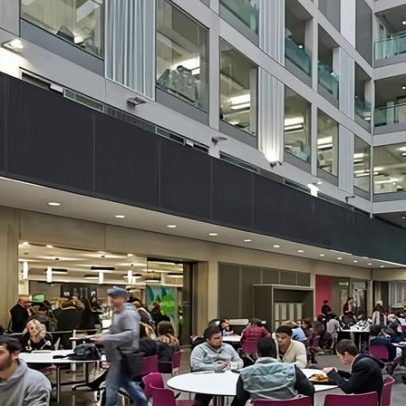 Governo britânico fixa juros de empréstimos estudantis em 6%