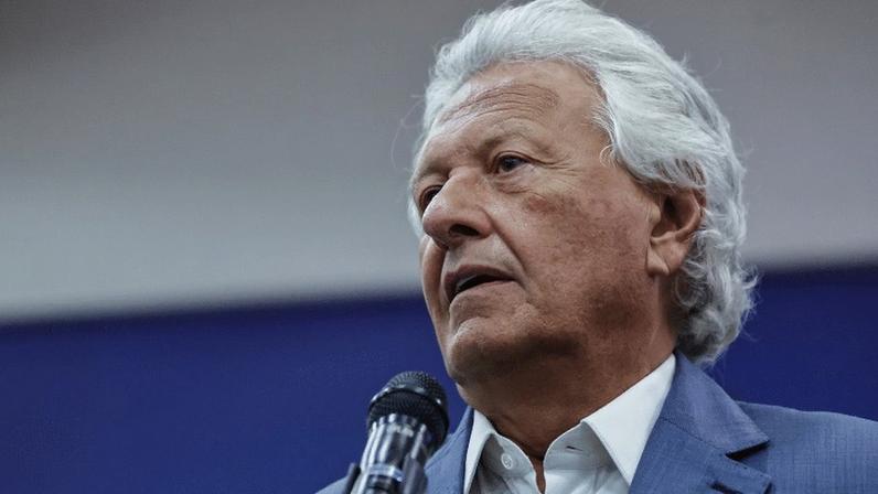 Ronaldo Caiado é o entrevistado no programa Frente a Frente