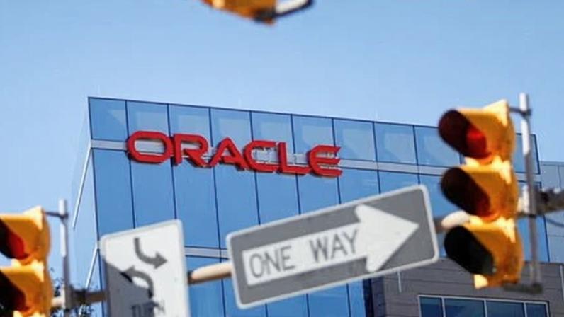 Oracle corta milhares de empregos enquanto aumenta investimento em IA