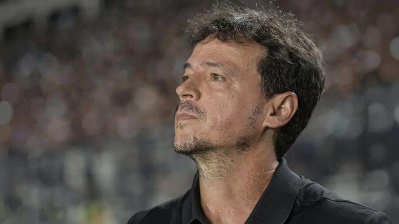 Fernando Diniz deve chegar no Corinthians (Foto: Thiago Ribeiro/AGIF/Folhapress)
