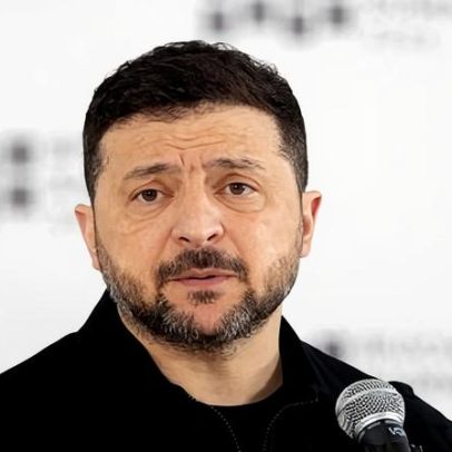 Zelensky negocia com EUA sobre guerra com a Rússia após cessar-fogo da Páscoa