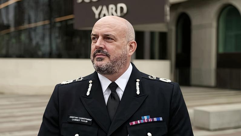 Risco a Prevent com aumento de encaminhamentos, afirma chefe antiterror britânico