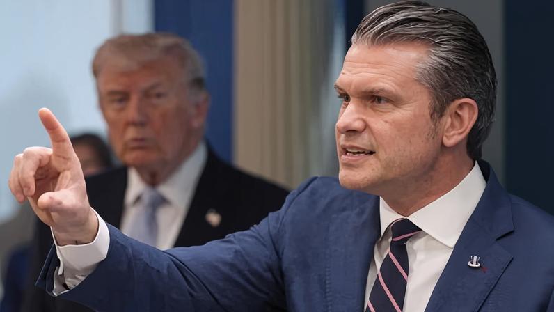 Ameaças de Trump desafiam oficiais dos EUA: obedecer ordens ou crimes de guerra