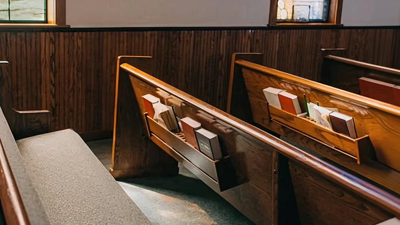 Não há ressurgimento do cristianismo na Grã-Bretanha