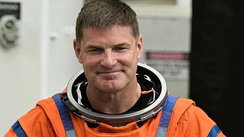 Jeremy Hansen elogia Project Hail Mary antes da missão Artemis II