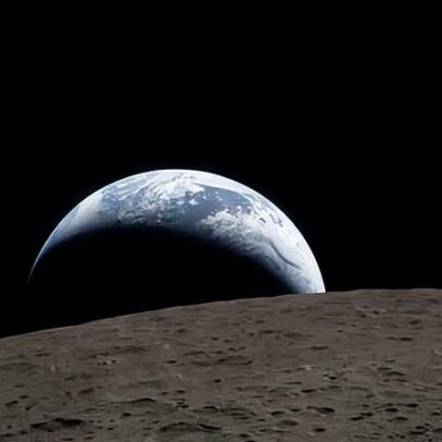 Tripulação da Artemis II relata emoções ao ultrapassar a Lua