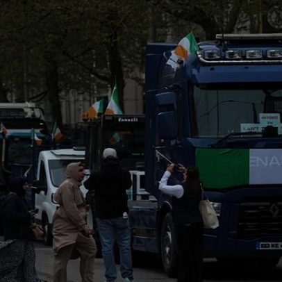 Bloqueios na Irlanda expõem o custo da dependência europeia de petróleo