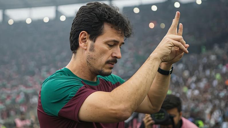 Corinthians avança na contratação do técnico Fernando Diniz