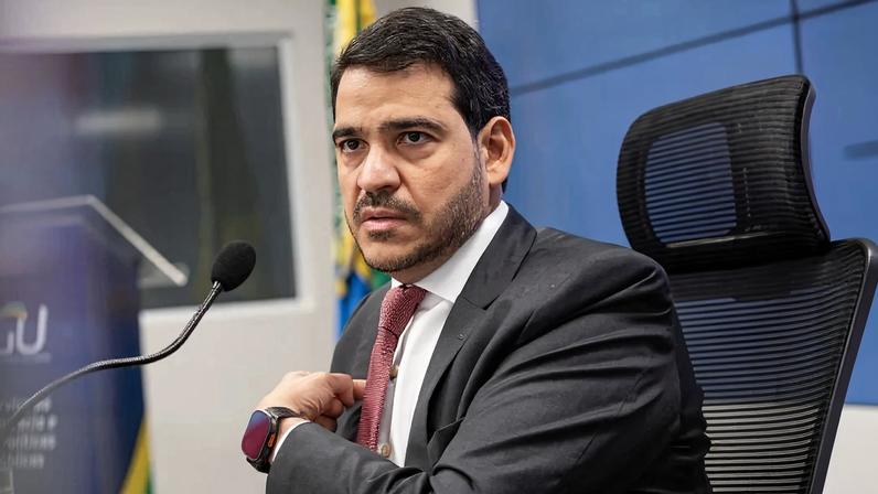 Lula encaminha ao Senado a indicação de Jorge Messias para o STF