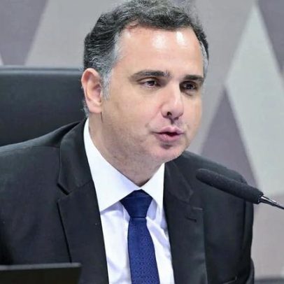 Rodrigo Pacheco oficializa filiação ao PSB e não confirma candidatura