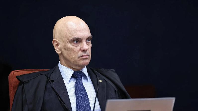 Moraes amplia restrição de drones na casa de Bolsonaro