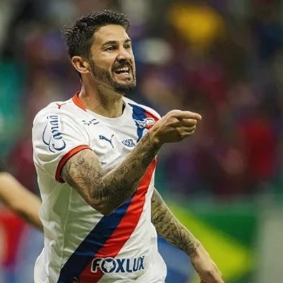 Bahia vence Athletico-PR e se mantém no G4 do Brasileirão