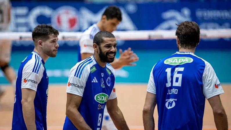 Wallace em quadra em Sada Cruzeiro x Goiás pela Superliga Masculina 25/26 (Foto: Agência i7/Sada Cruzeiro)