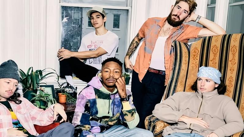 Ex-guitarrista do Turnstile acusado de homicídio qualificado do pai do vocalista