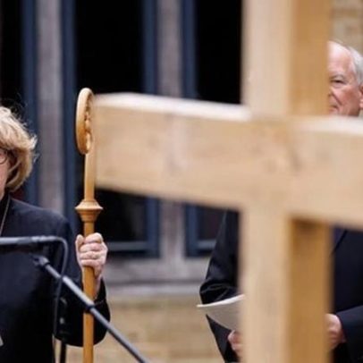 Conflito no Irã domina mensagens de Páscoa de líderes britânicos