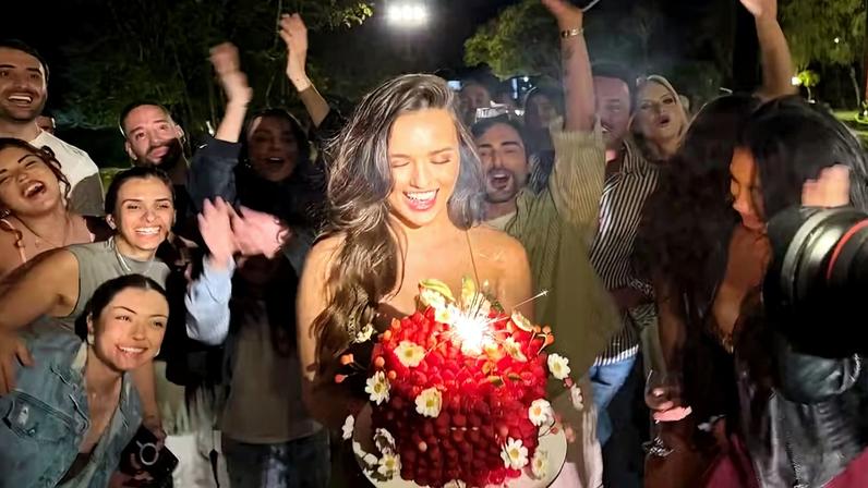 Rafa Kalimann celebra aniversário e revela voto feito com Nattan