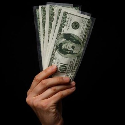 Cinco Coisas que Todos Deveriam Economizar