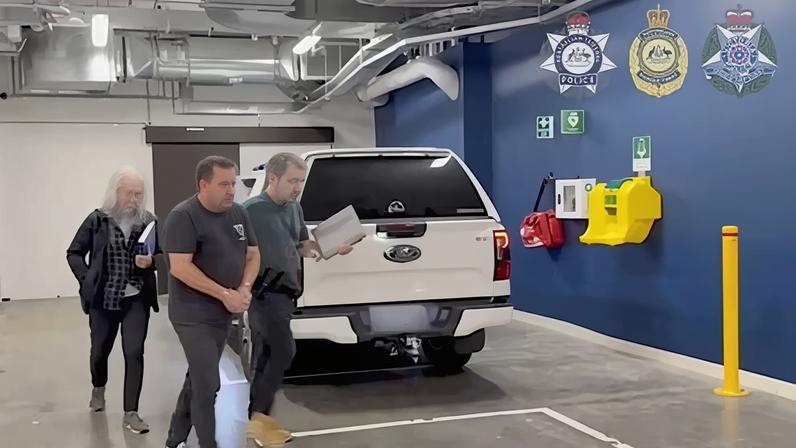 Nove acusados por conspiração para importar cocaína e metanfetamina via navio