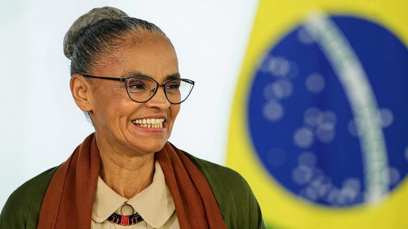 Marina Silva deixa Ministério do Meio Ambiente para disputar a Câmara