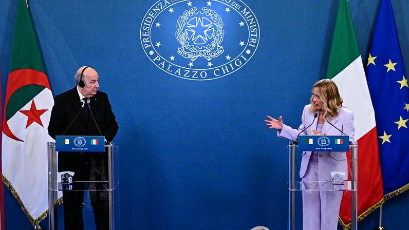 Argélia enfrenta o conflito no Irã e seus desdobramentos regionais