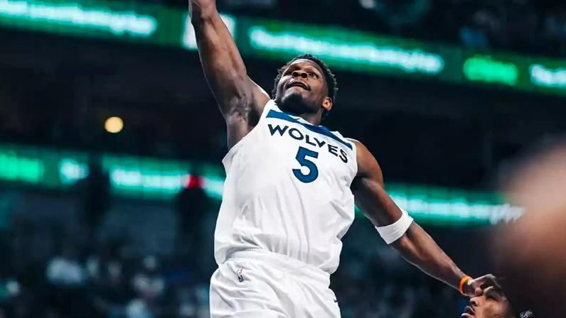 Após lesão, Anthony Edwards aponta problemas no Timberwolves