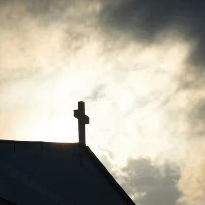 Jesus, a esperança viva da Igreja Perseguida
