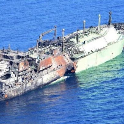 Tempestade impede Líbia de controlar navio russo à deriva após ataque com drones