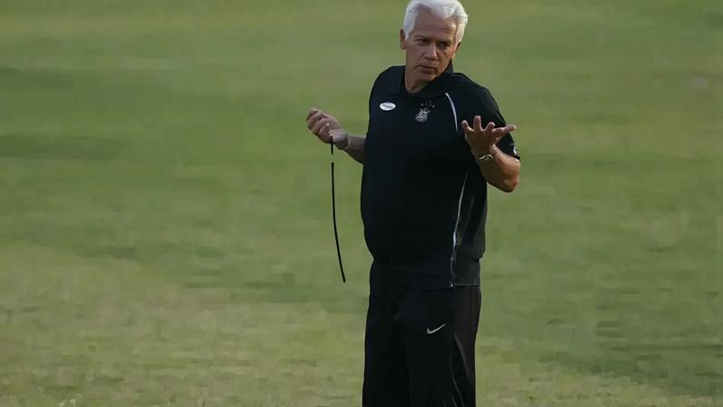 Corinthians vence Fluminense por 2 a 1 no Maracanã em 2006