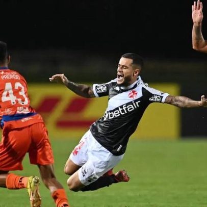 Puerto Cabello, adversário do Atlético, já enfrentou brasileiro e tem 15 anos.