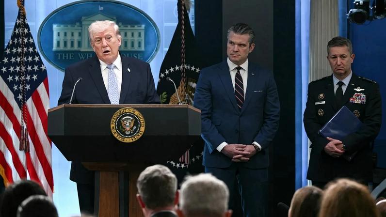 Trump confirma envio de armas a manifestantes no Irã