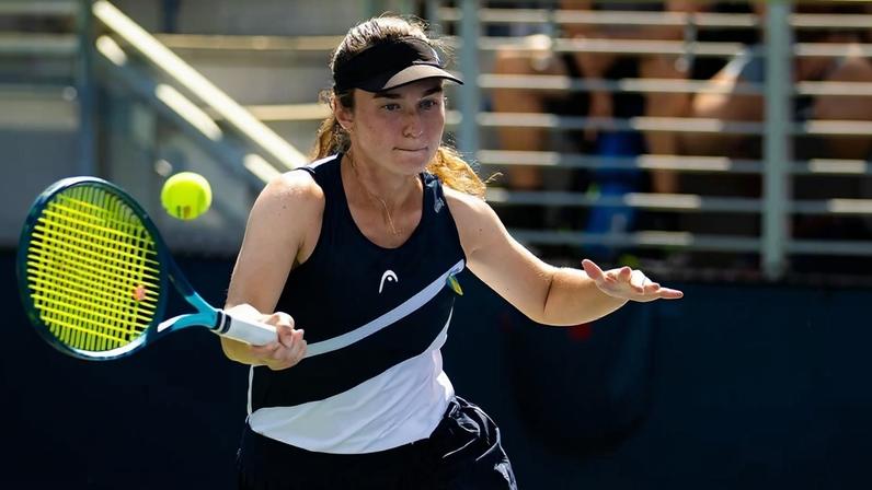 Snigur vence mais uma e encara Iga Swiatek no quali