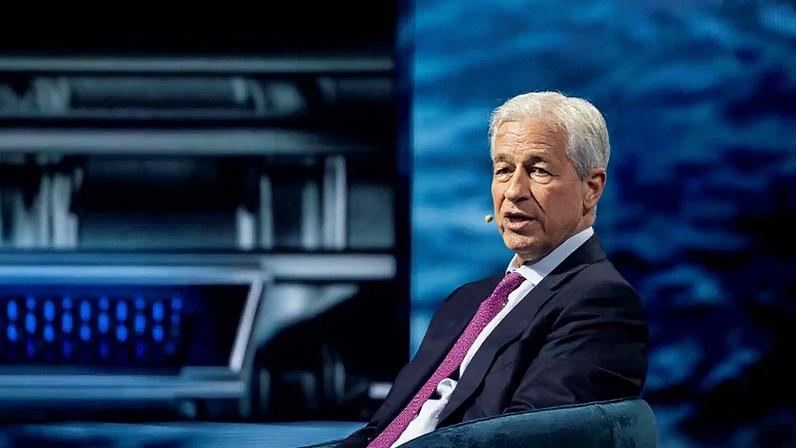 CEO do JPMorgan aponta que guerra no Irã pode elevar inflação e juros nos EUA