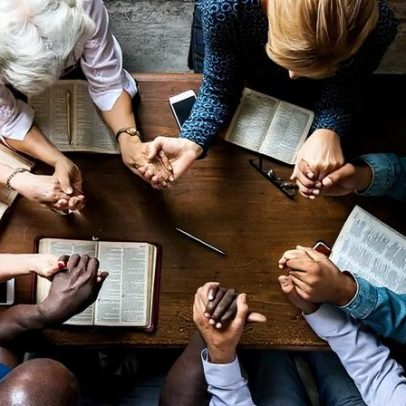 Buscar igreja perfeita aumenta sensação de solidão