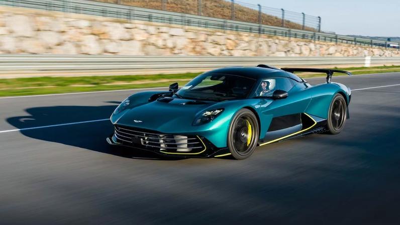 Pilotar o supercarro híbrido de US$ 1 milhão da Aston Martin