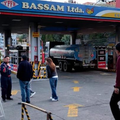 Bolívia revisa modelo estatal para atrair investimentos e recuperar gás
