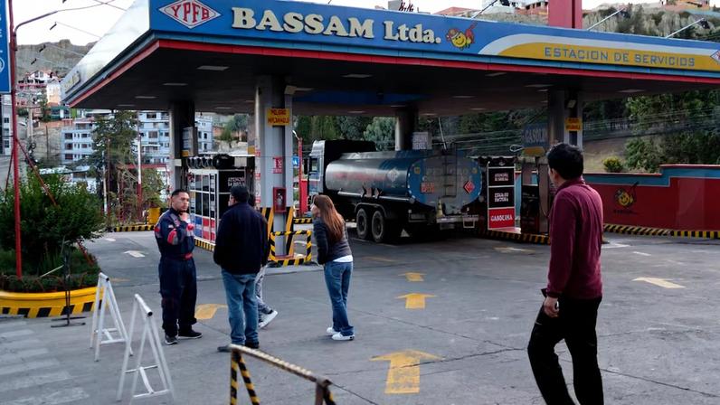 Bolívia revisa modelo estatal para atrair investimentos e recuperar gás