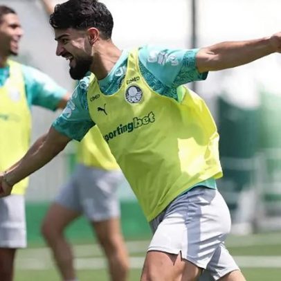 Flaco López alcança marca pelo Palmeiras e celebra momento