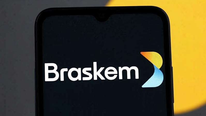 Braskem eleva preços petroquímicos, mas dívida preocupa